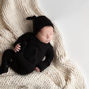 L’oved baby velveteen footie